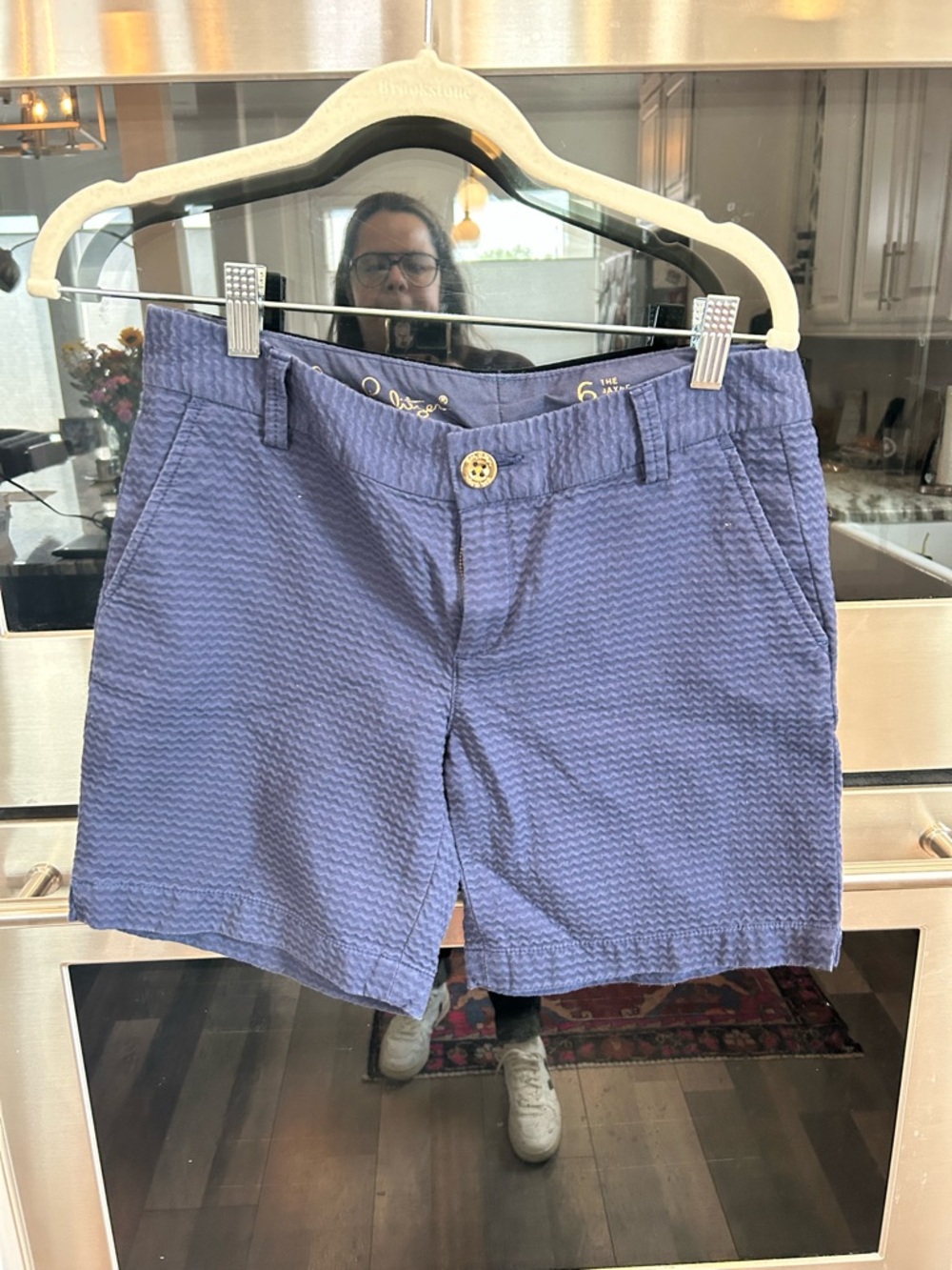 Lilly Pulitzer  Jayne Textured Women’s Shorts size 6 slight wear GUC